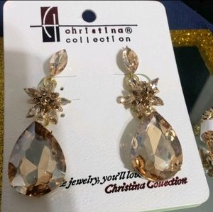 Gold fantasy earing